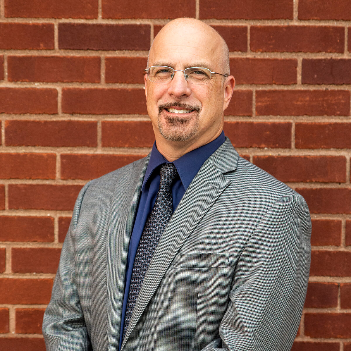 Robert Aloise headshot