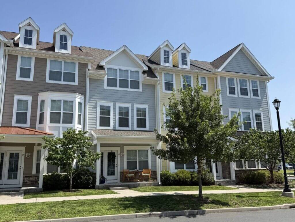 Talcott-Townhomes-profile-scaled